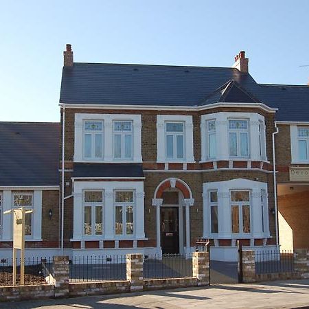 Devonshire Hotel Hornchurch Εξωτερικό φωτογραφία