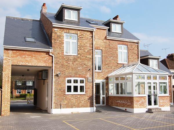 Devonshire Hotel Hornchurch Εξωτερικό φωτογραφία