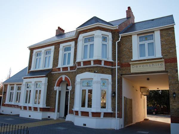 Devonshire Hotel Hornchurch Εξωτερικό φωτογραφία